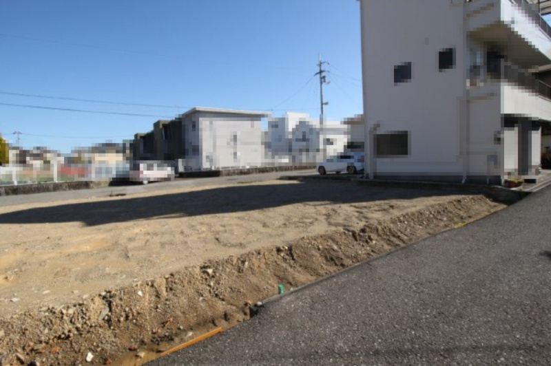 南万々　建築条件付き　売土地　D号地（全4区画）建築確認申請中の外観|Ｄ号地　プラン例　建物価格　　2,110.032万円　建物面積　76.59㎡　（約23.16坪）