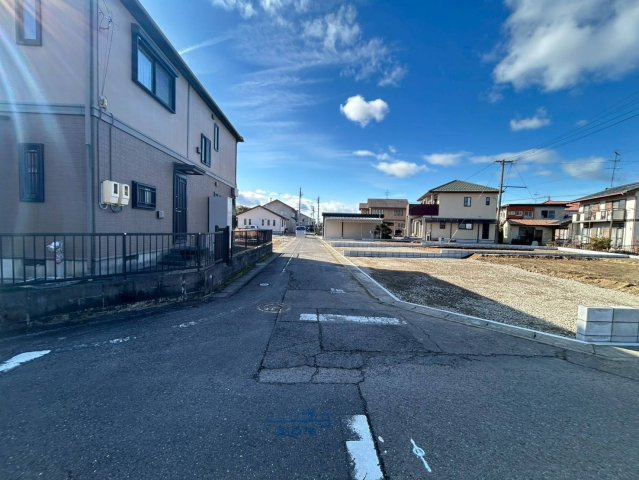 リーブルガーデン　江南市河野町第2　全3区画分譲の前面道路含む現地写真|「現地（2026年1月8日）撮影」
■前面道路　
■ヤマダ不動産　株式会社リライフ