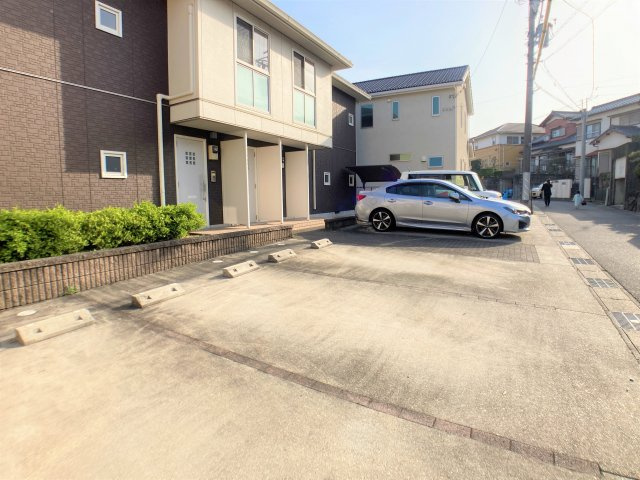 サンフォレスタの駐車場
