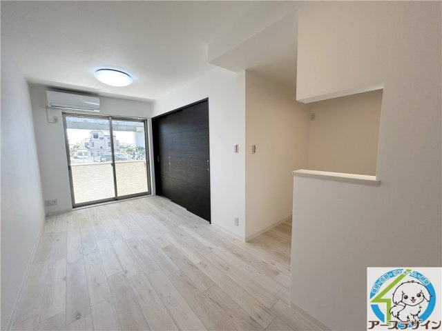 ジーメゾン明石魚住ベリアスの居間・リビング