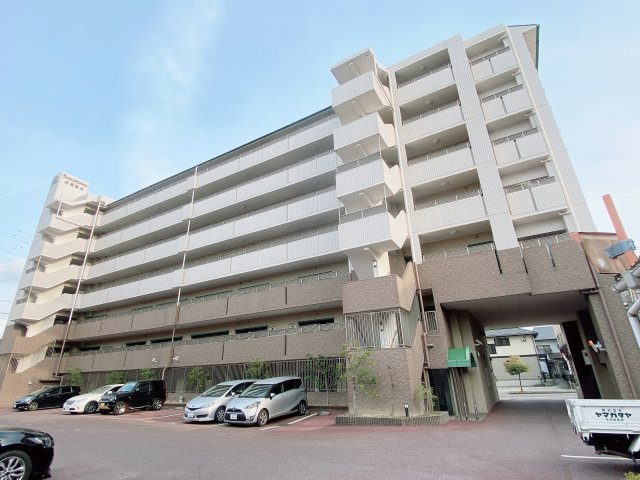 ライオンズマンション大府柊山の外観
