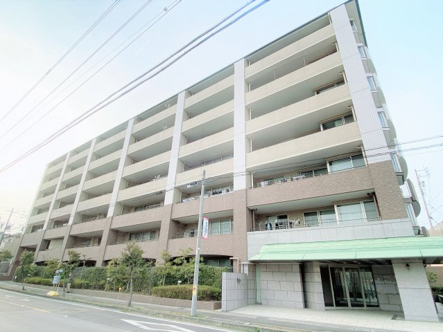 ライオンズマンション大府柊山の外観