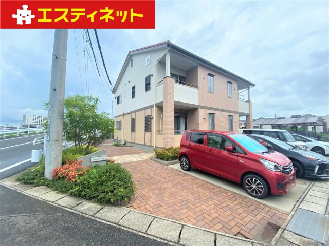 レジェンド共和の外観