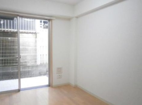 アドバンス高田馬場の居間・リビング|洋室☆光沢フローリング☆