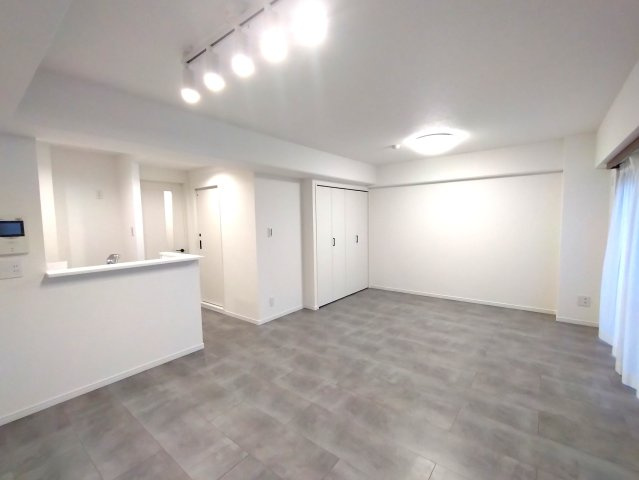 グランパーク深沢の居間・リビング