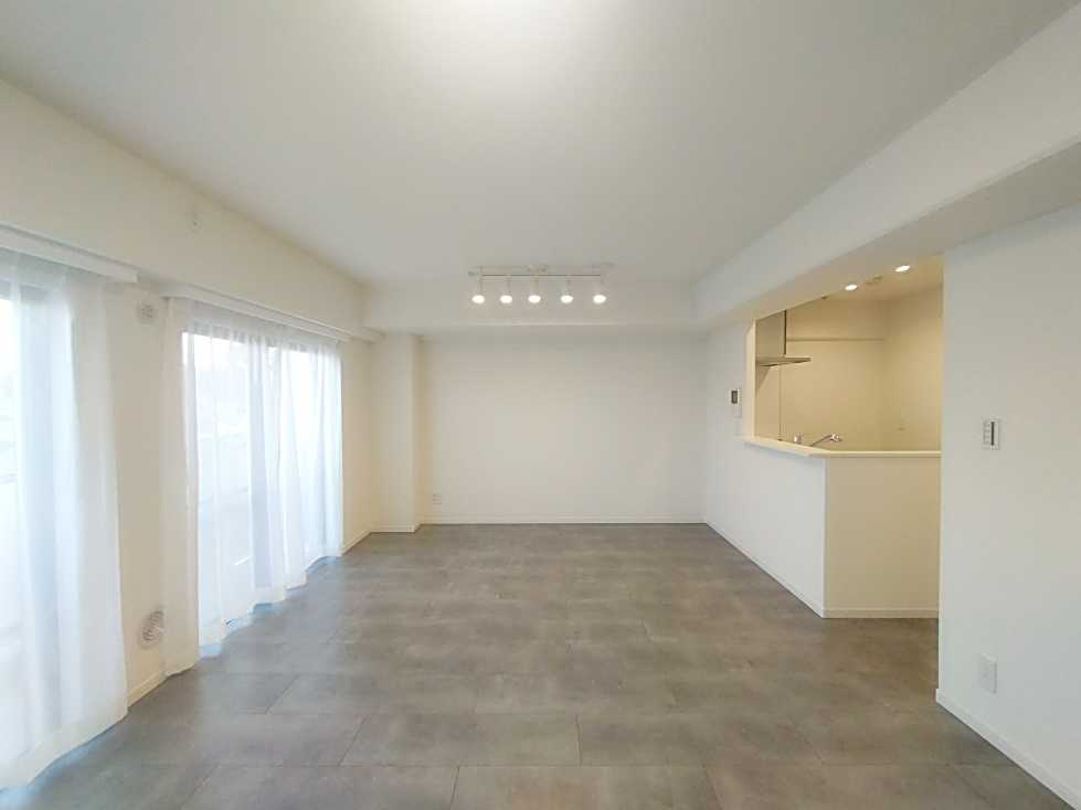 グランパーク深沢の居間・リビング