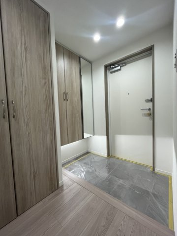 高田馬場パーク・ホームズの玄関