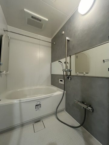 高田馬場パーク・ホームズの浴室