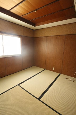 東垂水2丁目戸建の寝室
