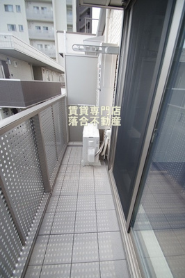 【バルコニー】 | KIT | 南西向き、開放的なバルコニー