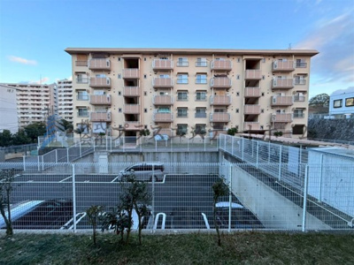 【その他】 | 落合1団地116号棟 | 物件からの眺望です♪前面棟が離れているので採光・通風良好です♪