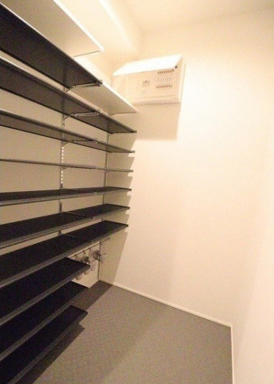 AdorableⅡ　築浅　南西角住戸　宅配BOXのその他