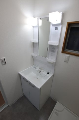 【独立洗面台】 | Re-Home日置荘西町