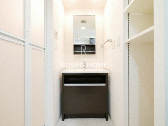 アプリーレ堺筋本町の洗面所