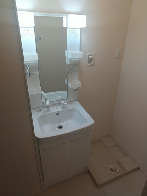 【独立洗面台】 | サンプレジール