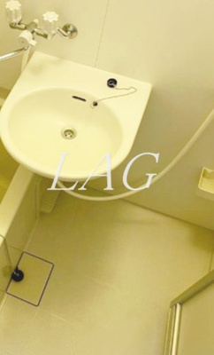 【洗面所】 | セラフィム戸越 | 洗面台です。