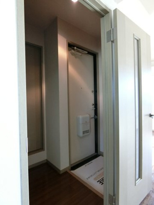 【玄関】 | エスポワール三柳A棟