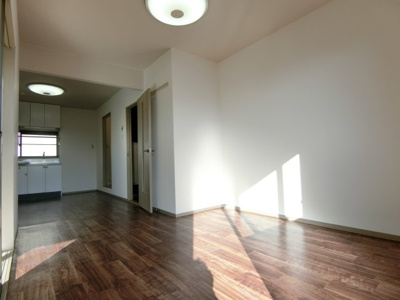 【居間・リビング】 | エスポワール三柳A棟