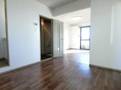 【居間・リビング】 | エスポワール三柳A棟