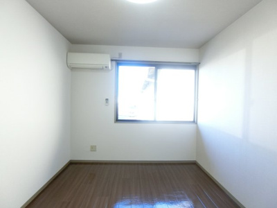 【洋室】 | エスポワール三柳A棟