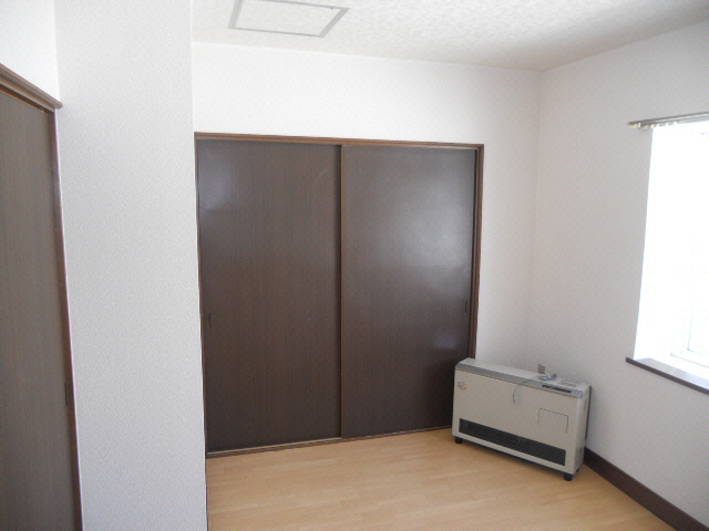 ハイツビコーズの洋室