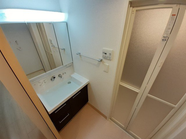 【洗面所】 | コンフォール　ｆ | コンパクトで使いやすい洗面所