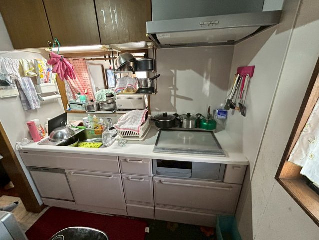 春日部市増富　中古戸建のキッチン