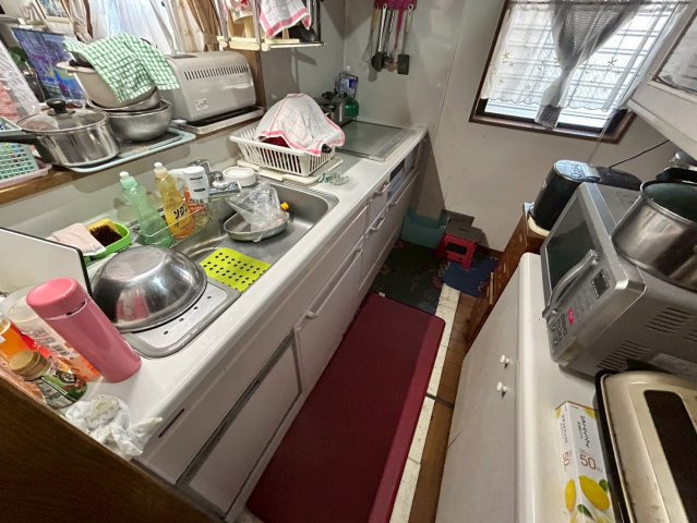 春日部市増富　中古戸建のキッチン