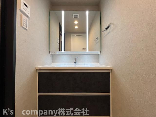 茅ヶ崎市赤松町　ハイマート辻堂3階の独立洗面台|朝の身支度もスムーズ洗面化粧台♪