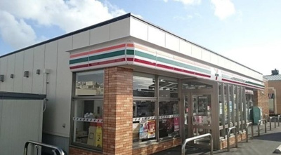 【周辺】 | ウエストロード・キャッスル | セブンイレブン糸満兼城店まで徒歩7 分（450 m）