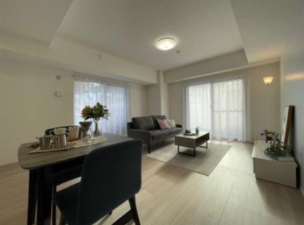 東急ドエル・アルス横濱元町の居間・リビング|ご家族の時間を長く過ごすリビング。現地でしかわかない情報もあるので是非一度ご見学下さい。