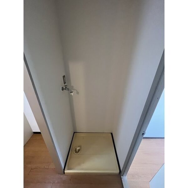 ウエストグランアベニュー六角の設備|洗濯機設置場所