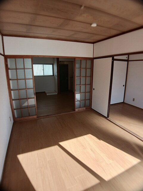 パークサイドこじまの内装