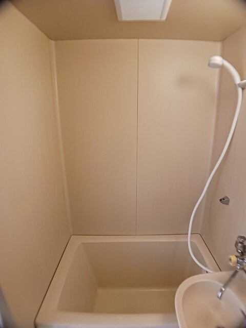 パークサイドこじまの浴室