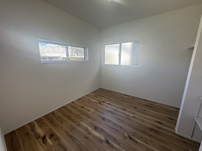 【洋室】 | 宜野湾市大山（全2棟） | 2号棟　行き来可能な洋室5.5帖×2部屋＋CL4か所付き♪