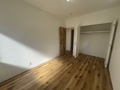 【洋室】 | 宜野湾市大山（全2棟） | 2号棟　洋室6帖＋CL付き♪