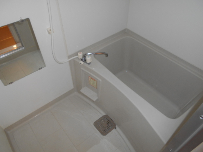 モナリエ水神前の浴室