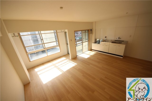 ゼフィール西明石の居間・リビング|※類似写真