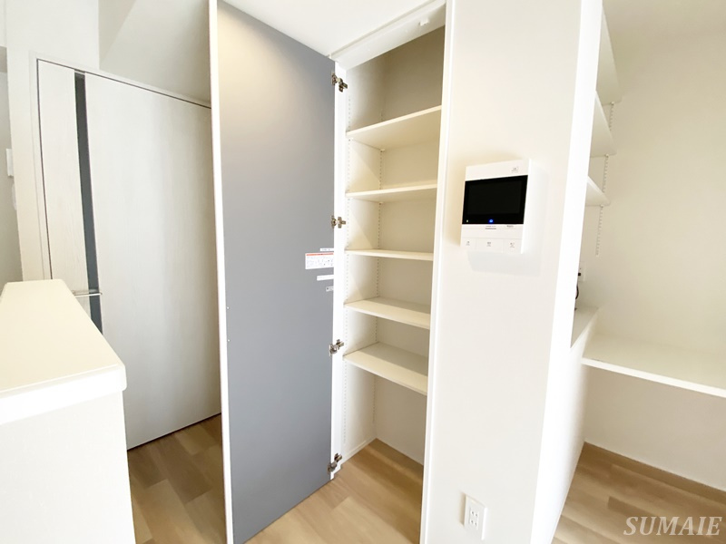 ステラメゾン田端の収納|リビングの収納です☆