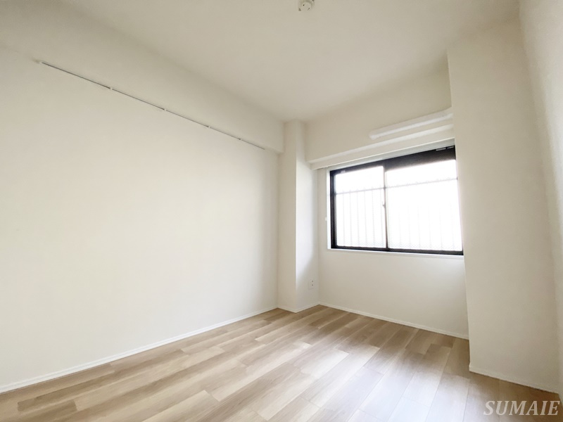 ステラメゾン田端の子供部屋|5.4帖の洋室です☆