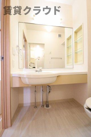 カーサ・カルモ亥鼻の洗面所|朝の身支度に欠かせない独立洗面台♪