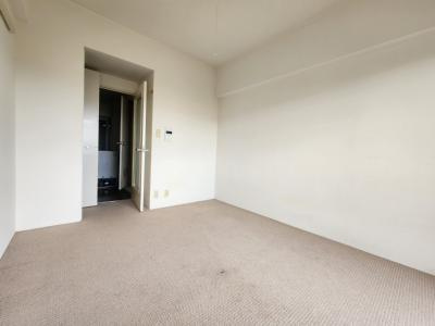 パラドール西院パートⅡの寝室|洋室