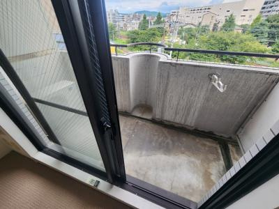 パラドール西院パートⅡのバルコニー|東向きバルコニー