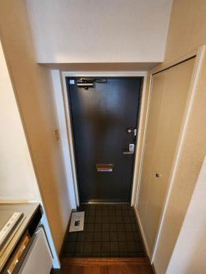 パラドール西院パートⅡの玄関