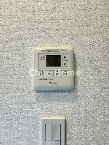 パレステージ上野の内装|【浴室乾燥機】ミストサウナ・暖房・冷風・換気・乾燥が可能です。毎日を快適に過ごせるうれしい機能が揃っています。雨の日の洗濯物も安心です。