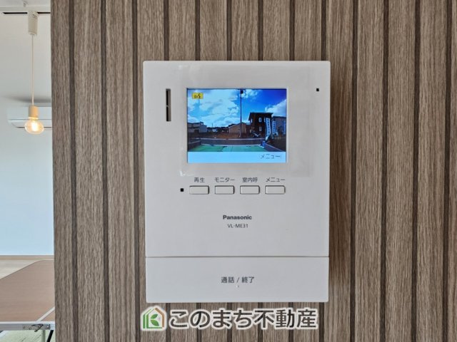 ワイウッドコート小山市中久喜第1期の設備|モニタ付きインターホンで防犯面もしっかり安心♪