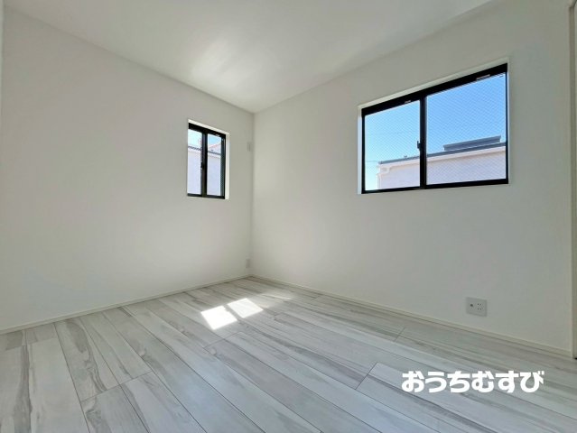 守山区新守西 (残2棟)の洋室