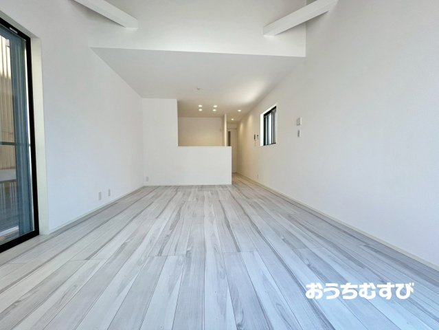 守山区新守西 (残2棟)の居間・リビング
