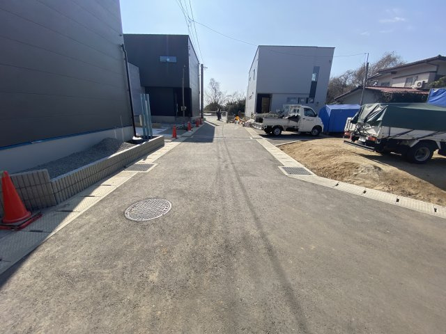 【前面道路含む現地写真】 | 山室1丁目