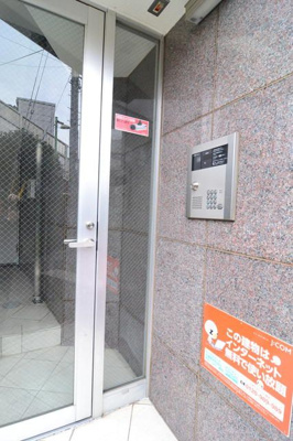 【エントランス】